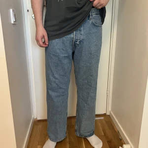 Weekday klean cropped jeans  - WEEKDAY men’s jeans size 34  Excellent condition Light wash blue 