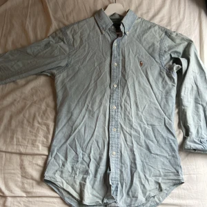 Ralph Lauren skjorta  - Slim fit skjorta i S
