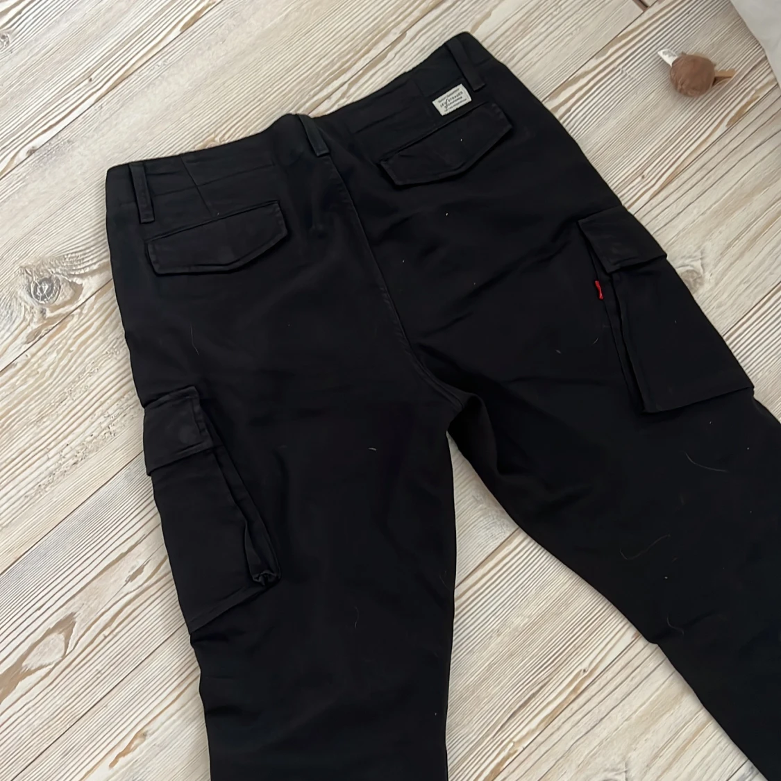 Livi’s cargo jeans  - 90