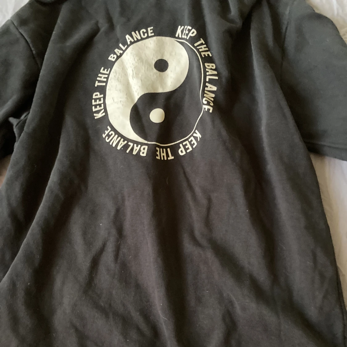 Svart tjocktröja - 91