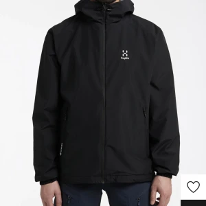 Haglöfs jacka - Skick 8/10 säljer den för 1200kr vid snabb affär kan jag gå ner i pris. Storlek L