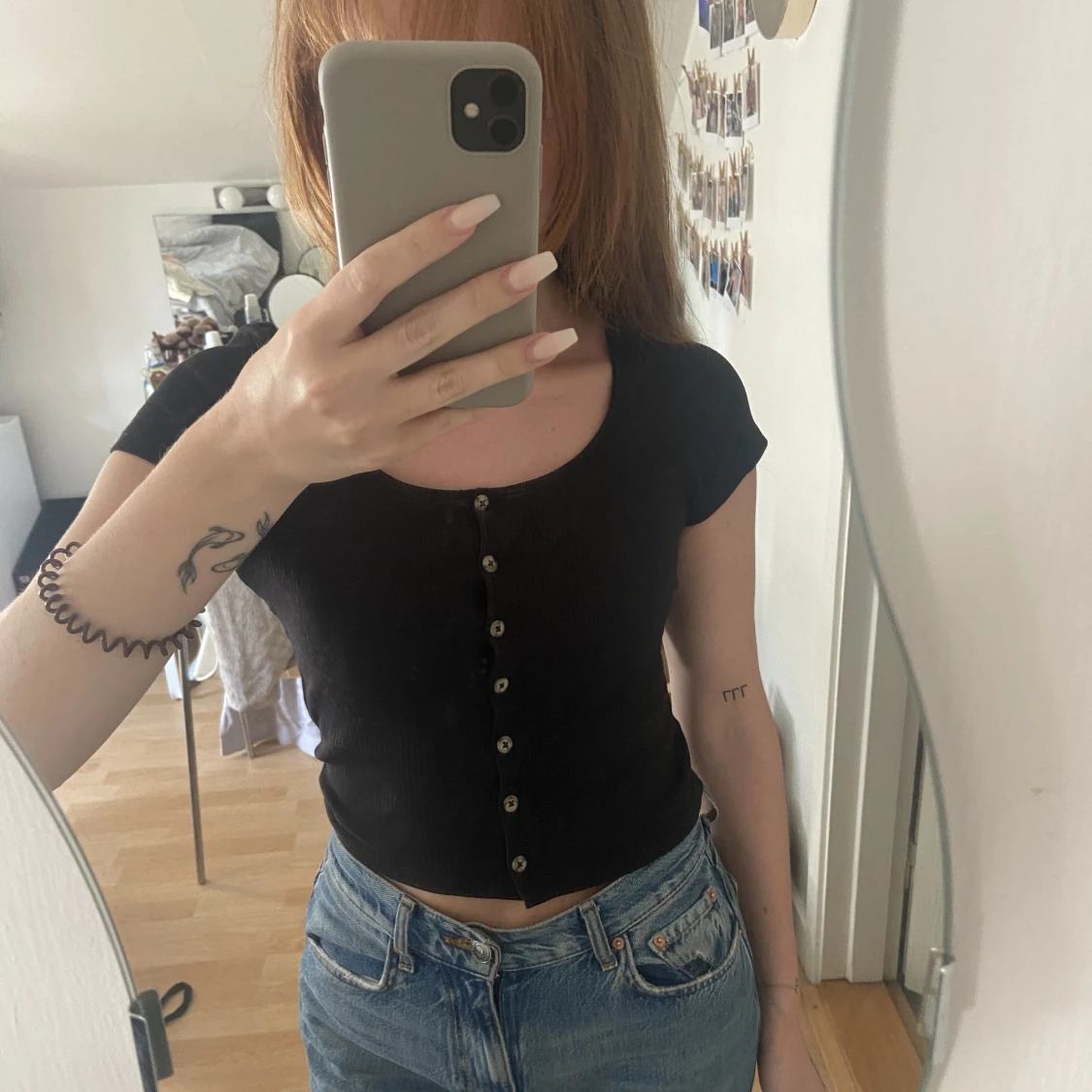 Ribbad topp med knappar  - 90