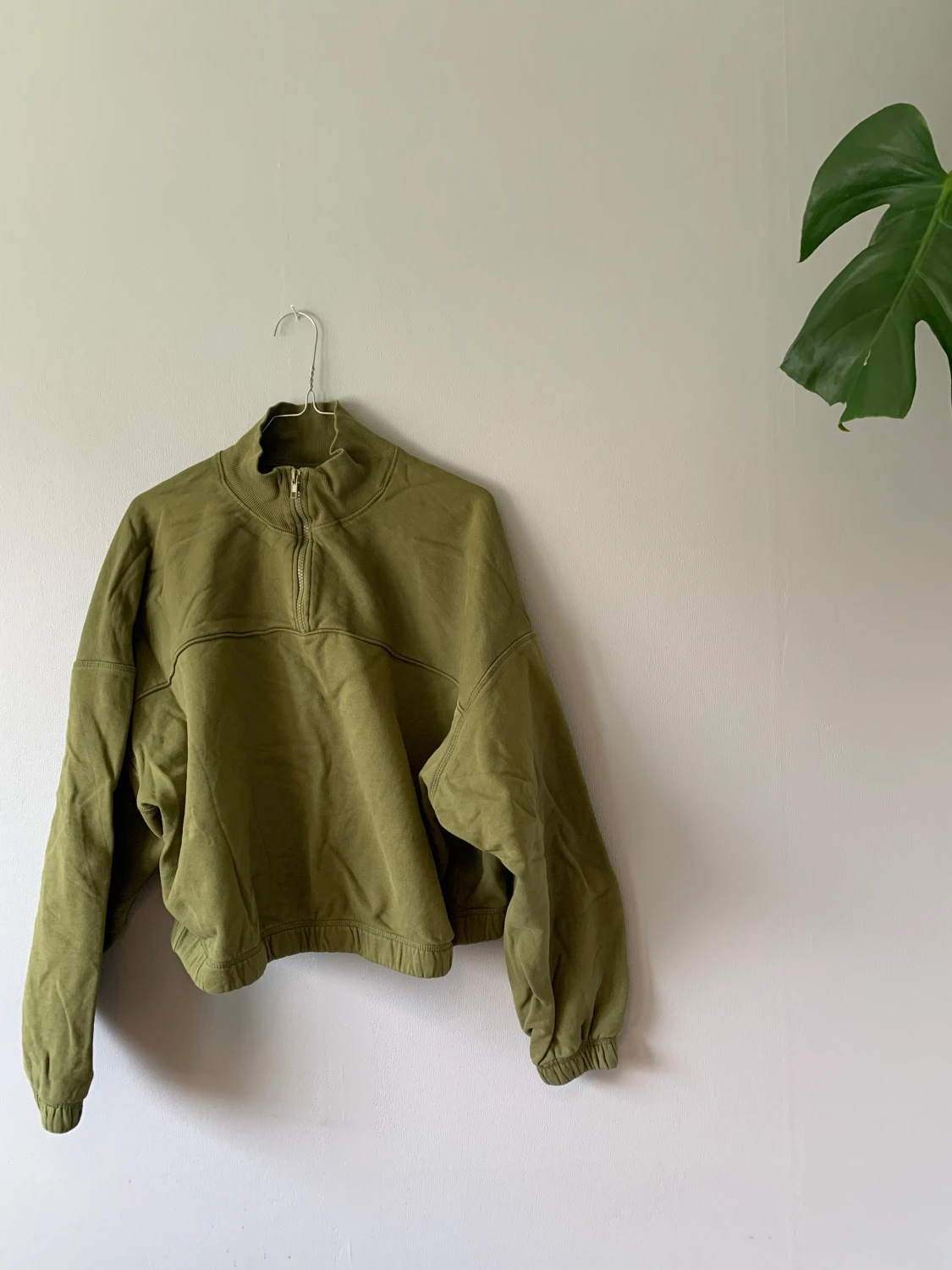 Cropad tröja weekday