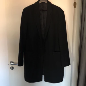 Filippa K rock - Använd ett fåtal gånger, nyskick.