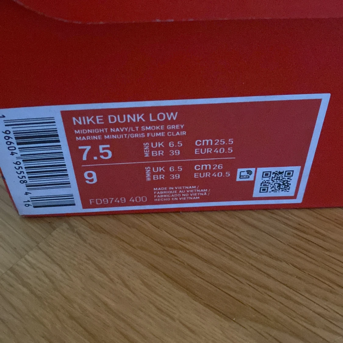 Säljer Nike dunk love midnight navy   - 91