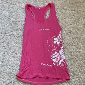 Billabong linne - Köpte dennna secondhand och använt få gånger , kontakta för mer info och bilder på❤️