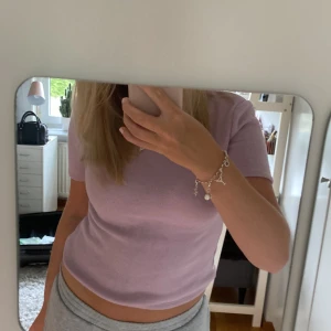 Zara topp - Superfin stickad topp från Zara, använd kanske 2 gånger så helt i nyskick🩷Storlek S, pris kan diskuteras!