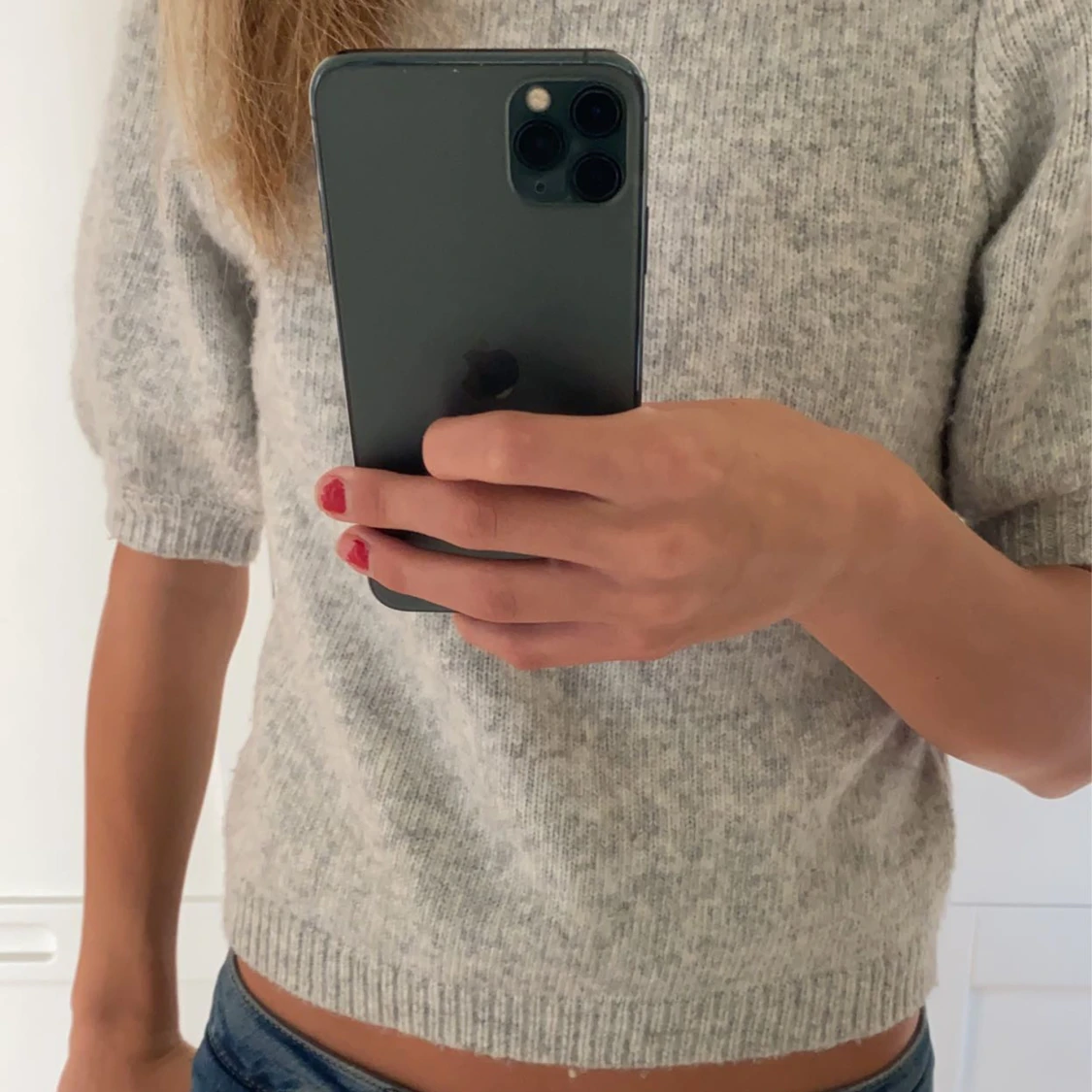 Grå stickad t-shirt💕 - 90