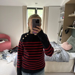 Tröja☀️ - Säljer denna randiga tröjan från zara☀️😍