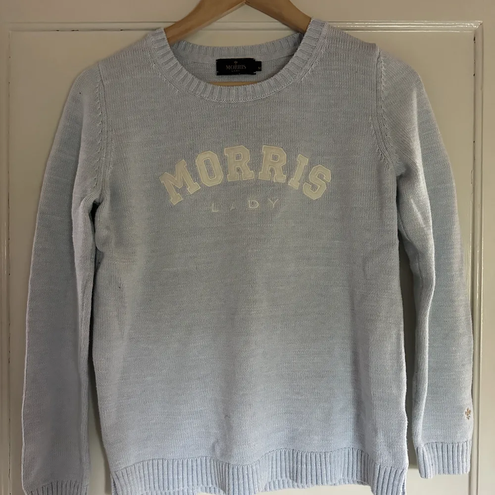 Morris stickad tröja  Mycket bra skick på tröjan  Passar Xs/S Köparen står för frakten!. Tröjor & Koftor.