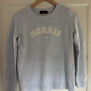 Morris stickad tröja  Mycket bra skick på tröjan  Passar Xs/S Köparen står för frakten!