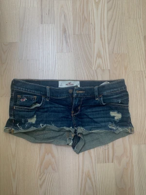 Lågmidjade shorts  - Lågmidjade, bekväma shorts som jag köpte second hand 💕 