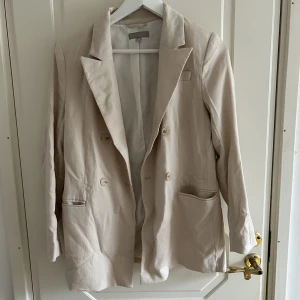 Blazer  - Linne-material