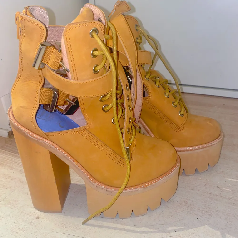 Unika Jeffrey Campbell skor provat enbart inomhus. Storlek 37 . Skor.