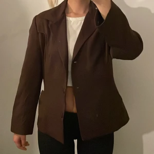 Brun ”kavaj” jacka - Använd 1 gång 