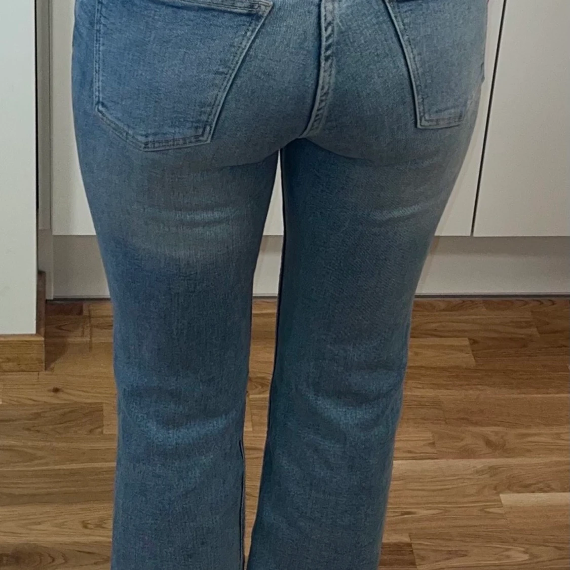 Utsvängda ankel jeans - 90