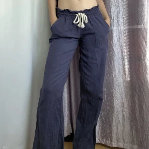 Roxy linnebyxor  - Lägger upp dessa igen pga oseriös köpare, de är i fint skick och bara använda ett fåtal gånger, skriv vid frågor💕