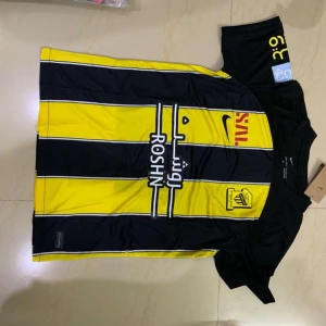 Benzema Al-ittihad  - Väldigt snygg benzema 2023 tröja från Al-ittihad! Mycket snygg tröja och helt ny med lappar 