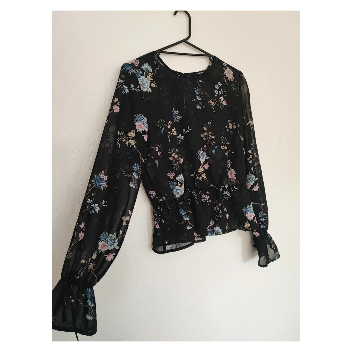 Peplumtopp, Bikbok stl M