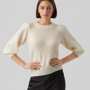 Stickad tröja  - Superfin stickad tröja med trekvartsärm. 