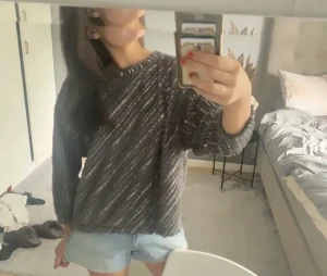 Zara tröja  - Jätte fin mys tröja nu till hösten och skolan❤️Unik tröja från zara