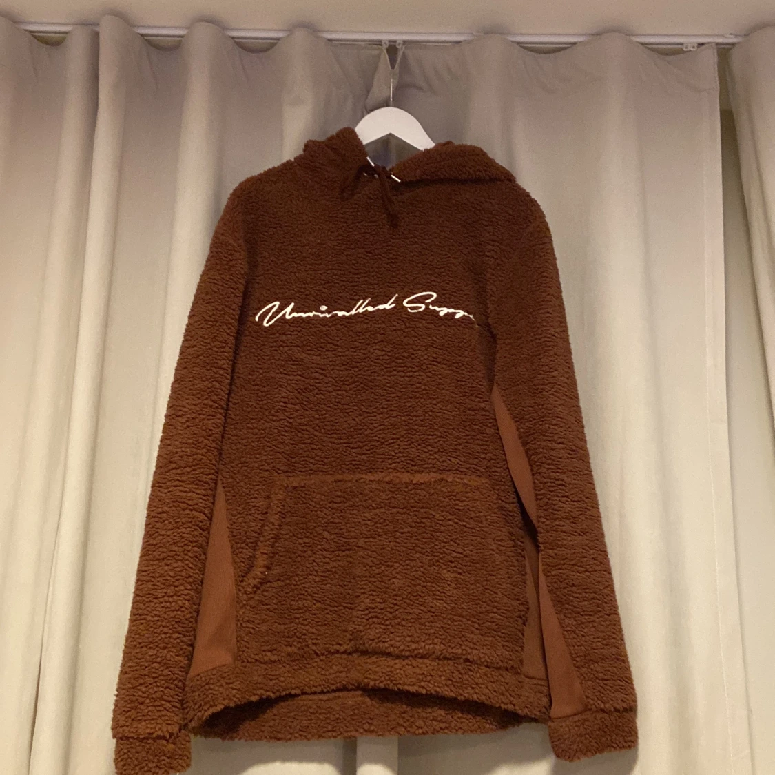 Patagonia & Asos Hoodies - 90