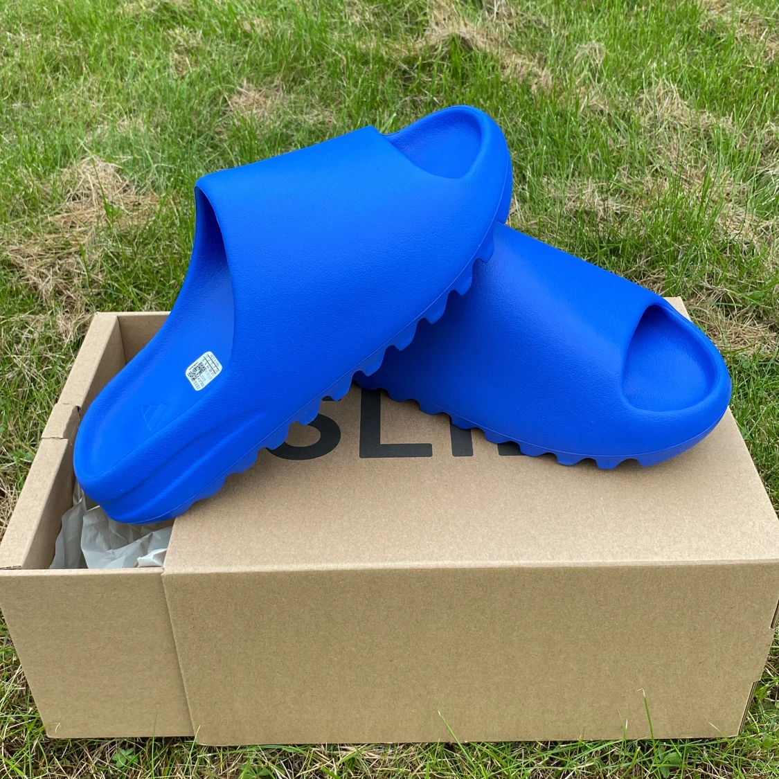 Yeezy Slides Azure - 91