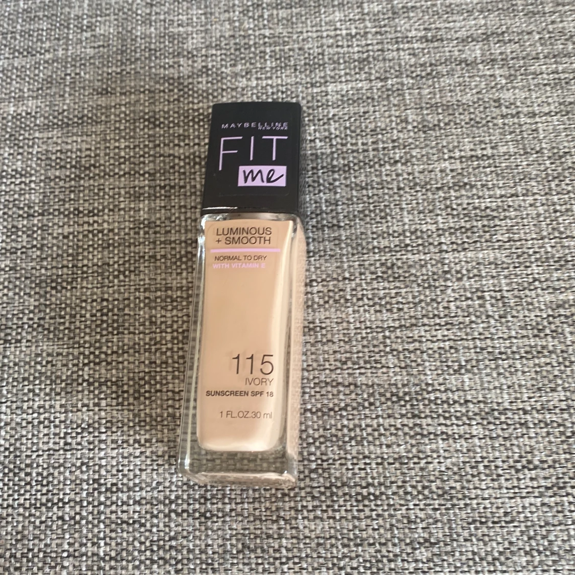 Fit me foundation  - 90