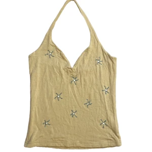 Y2k halterneck topp - Y2k halterneck topp med blåa pärlor!💞