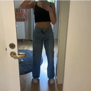 Jeans  - Från lager 157.  Passar 155-165