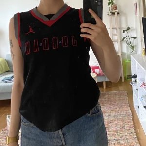 Jordan basketlinne - Jordan basketlinne i super skick