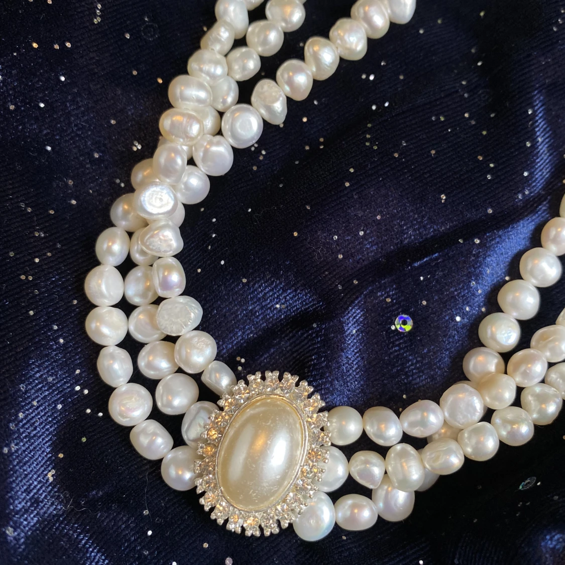Lyxigt pärlhalsband  - 90