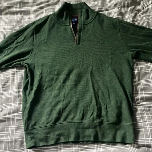 Gant tröja - Hej! Säljer min gant tröja som är otrolig bekväm. 