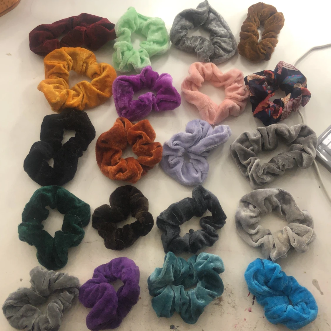 Scrunchies - 90