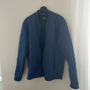 Jacka  - Bomberjacka med mindre defekter