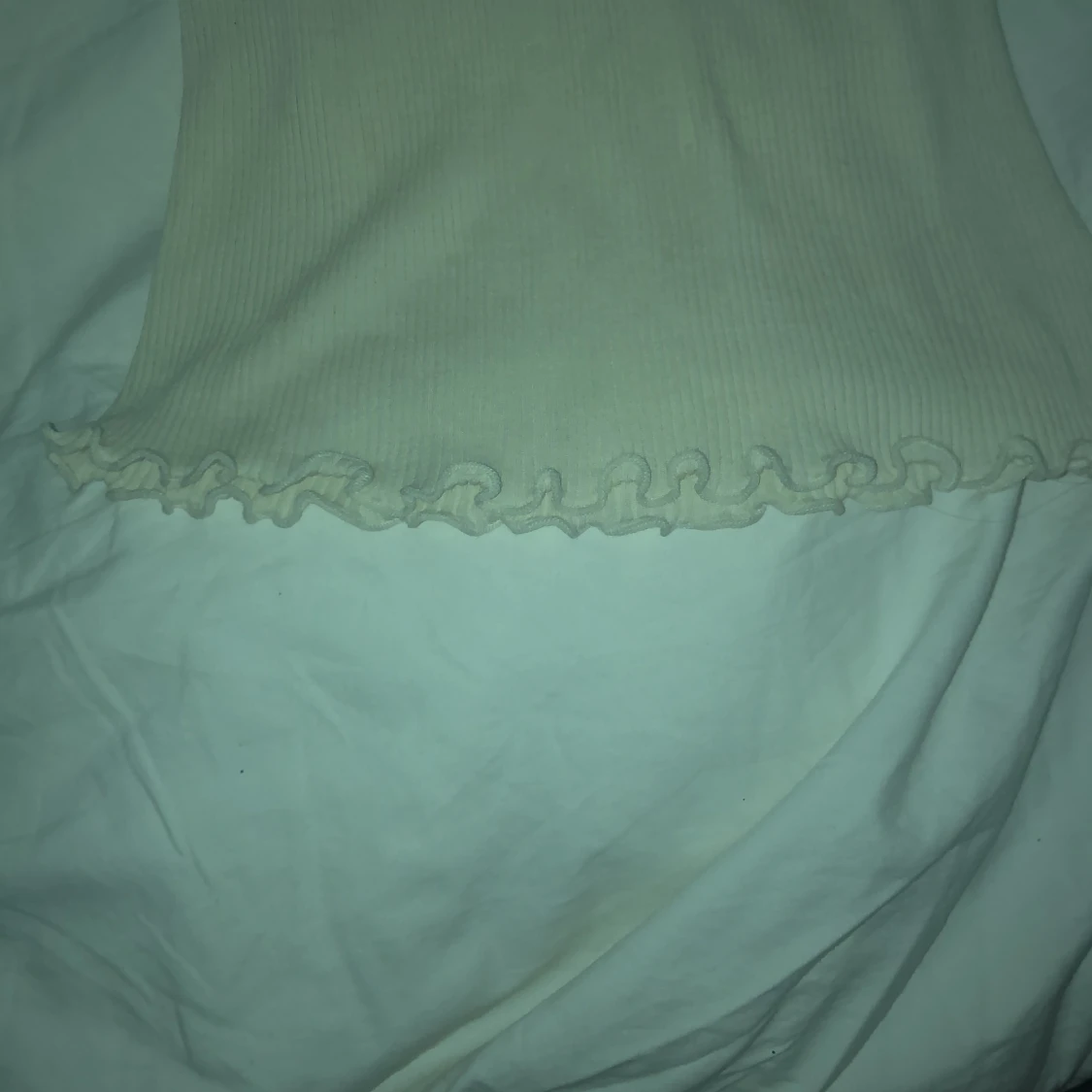 Vit långärmad tröja med spets💓 - 90