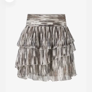 Kjol Sofie schnoor  - Väldigt fin kjol från Sofie Schnoor, väldigt fint skick. Köptes för 1300kr❤️