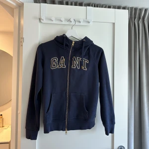 Gant kofta  - Jätteskön Gant kofta i storlek xs 