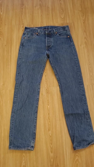 Levis jeans  - Bra skick