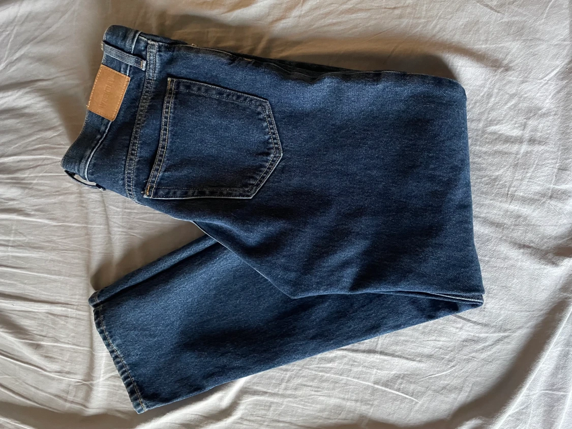 Weekday jeans