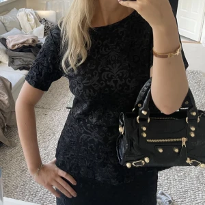 Pelum topp  - Pelum topp, jätte elegant