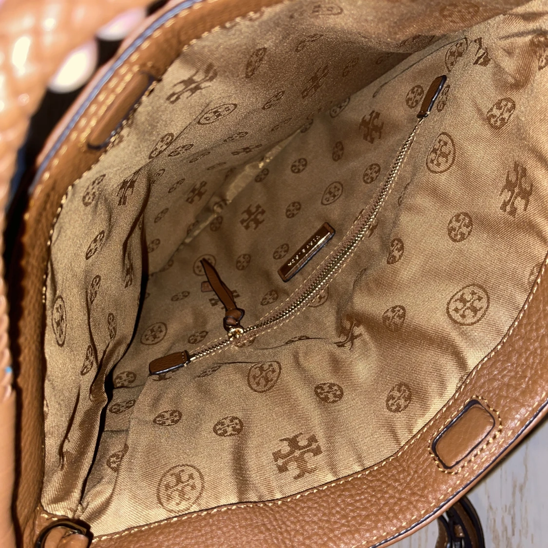 TORY BURCH TAYLOR CONVERTIBLE FOLD-OVER CROSSBODY SADDLE - 91