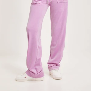 Juicy byxor  - Rosa juicy byxor i storlek S/M Knappt använda 