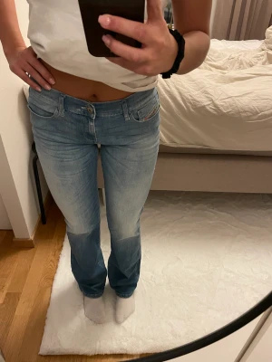 Jeans Diesel - Jeans från Diesel, lågmidjade & bootcut. Använda enstaka gånger💗 Inga defekter Nypris: 1500kr