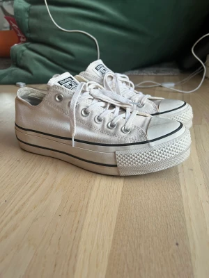 Converse  - Converse med hög sula 