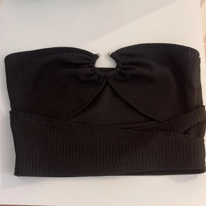 Topp - Fraktas eller hämtas i Tyresö.