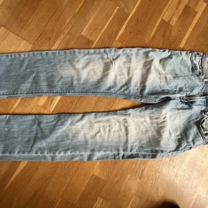 Armani Jeans - Armani Jeans strl 29