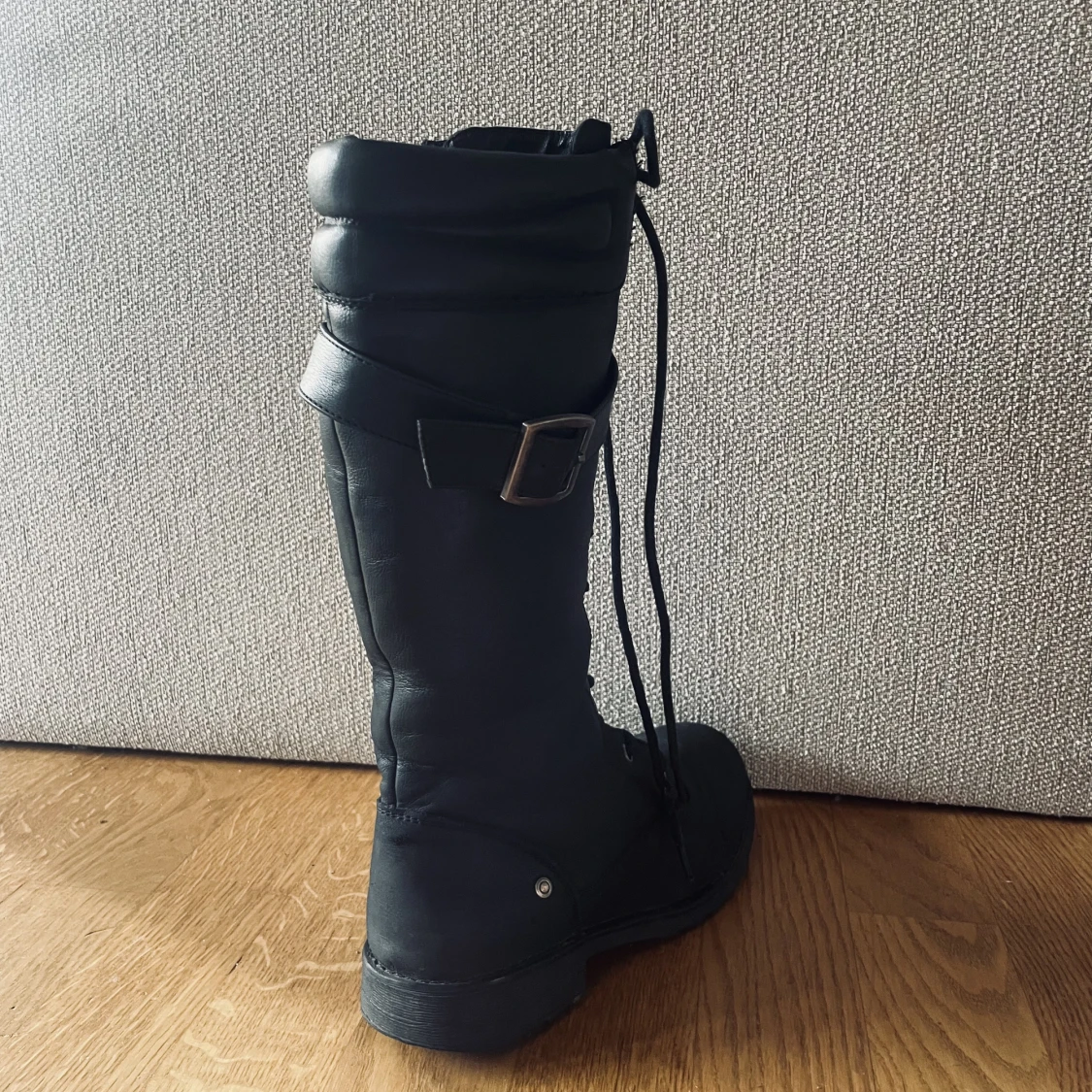 Svarta highboots  - 91