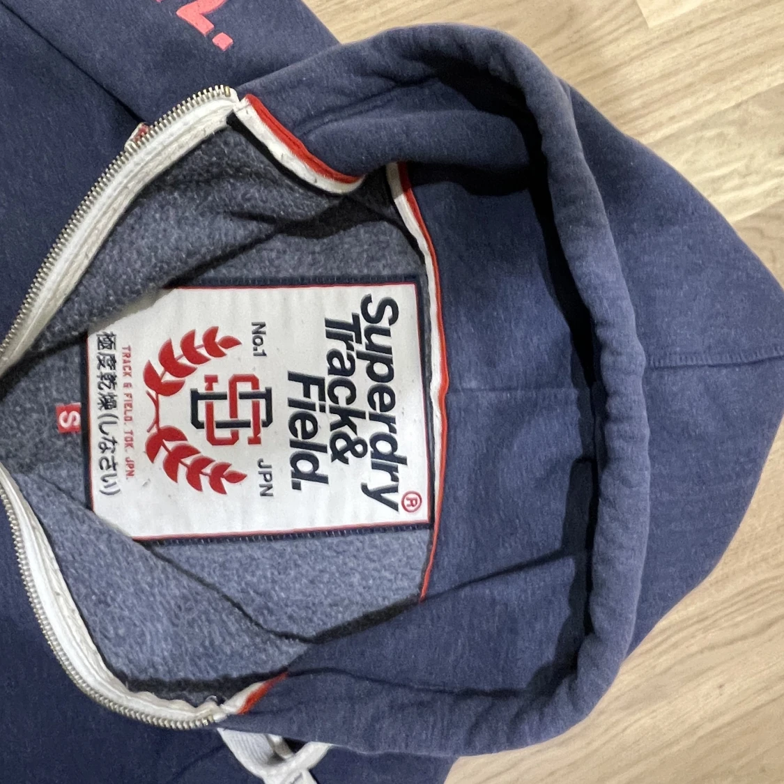 Superdry kofta Small - 91
