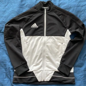 Adidas zip-tröja 164 - Som ny